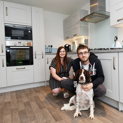000 0021 Hannah Judge And Matthew Dixon With Their Dog Trafford In Their New Lovell Home.)