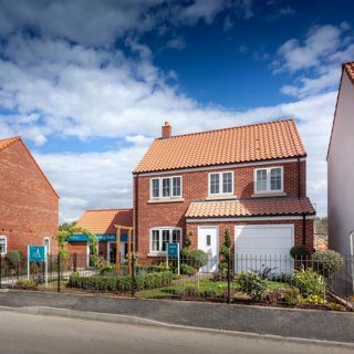 Exterior Shot 01 The Showhomes At The Spires. (1)