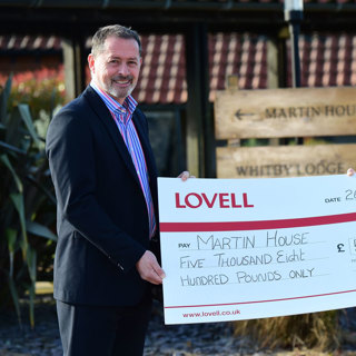 SGB 3461 Robert Adams, Regional Managing Director At Lovell, Photographed With Lizzie Philpott, Regional Fundraiser At Martin House