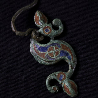 WLTA Brooch 001