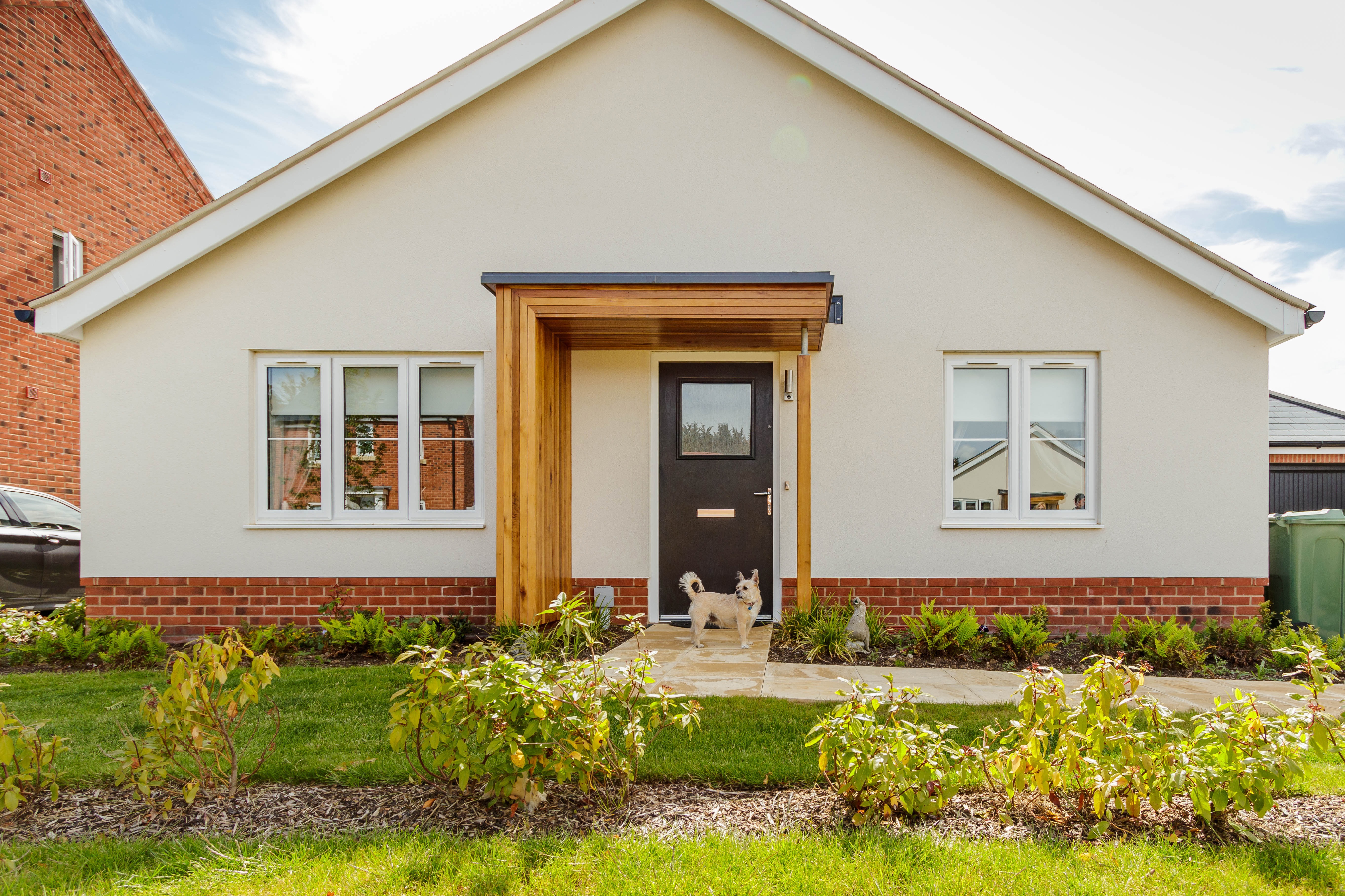 Derek Bradnam's Lovell Bungalow With Laila Credit Lovell)